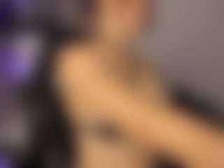 Adri Rogers's Live Sex Cam Show