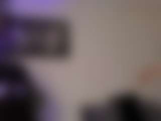 Adri Rogers's Live Sex Cam Show