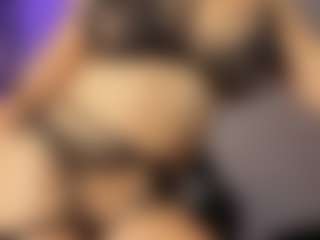 Adri Rogers's Live Sex Cam Show