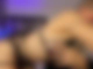 Adri Rogers's Live Sex Cam Show
