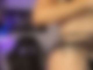 Adri Rogers's Live Sex Cam Show