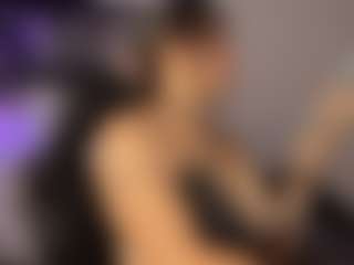 Adri Rogers's Live Sex Cam Show