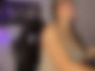 Adri Rogers's Live Sex Cam Show
