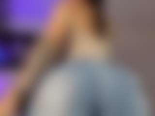 Adri Rogers's Live Sex Cam Show