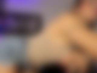 Adri Rogers's Live Sex Cam Show