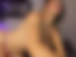 Adri Rogers's Live Sex Cam Show