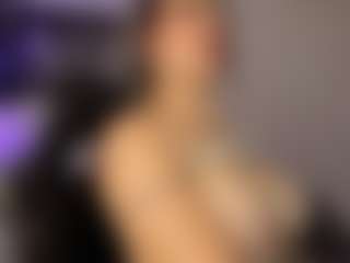 Adri Rogers's Live Sex Cam Show