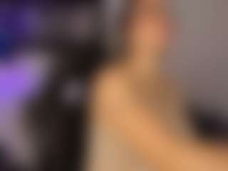 Adri Rogers's Live Sex Cam Show