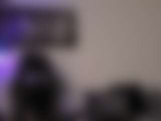 Adri Rogers's Live Sex Cam Show