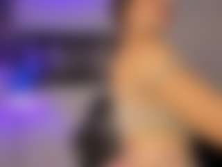 Adri Rogers's Live Sex Cam Show