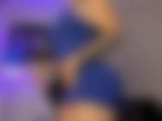 Adri Rogers's Live Sex Cam Show