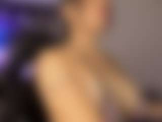 Adri Rogers's Live Sex Cam Show