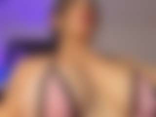 Adri Rogers's Live Sex Cam Show