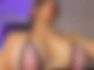Adri Rogers's Live Sex Cam Show