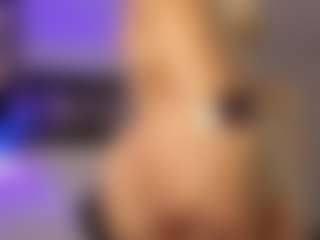 Adri Rogers's Live Sex Cam Show