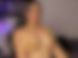 Adri Rogers's Live Sex Cam Show