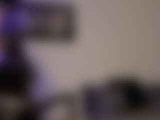 Adri Rogers's Live Sex Cam Show