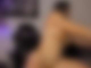 Adri Rogers's Live Sex Cam Show