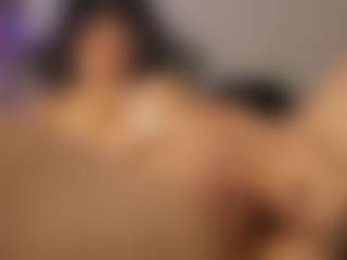 Adri Rogers's Live Sex Cam Show