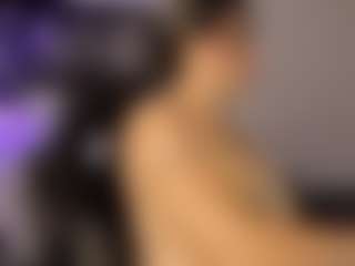 Adri Rogers's Live Sex Cam Show
