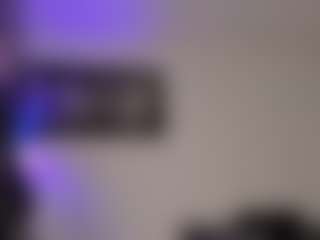 Adri Rogers's Live Sex Cam Show
