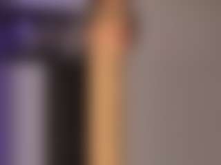 Adri Rogers's Live Sex Cam Show