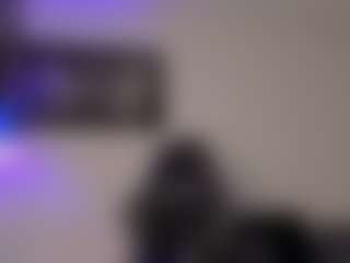 Adri Rogers's Live Sex Cam Show