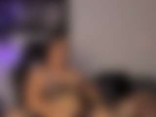 Adri Rogers's Live Sex Cam Show