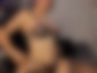 Adri Rogers's Live Sex Cam Show