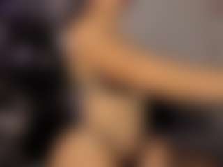 Adri Rogers's Live Sex Cam Show