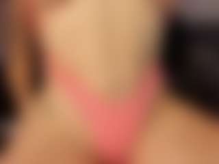 Adri Rogers's Live Sex Cam Show
