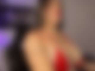 Live cam show with Adri Rogers - Sexy on Camsoda