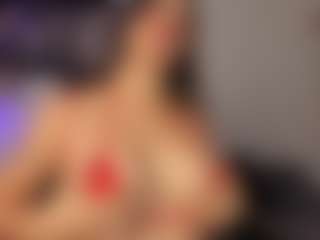 Adri Rogers's Live Sex Cam Show
