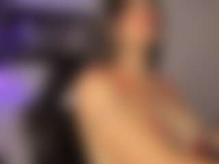 Adri Rogers's Live Sex Cam Show