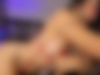 Adri Rogers's Live Sex Cam Show