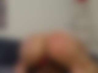 Adri Rogers's Live Sex Cam Show
