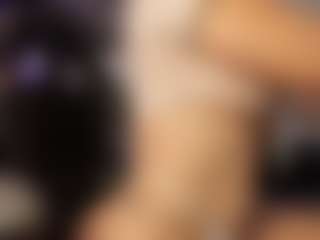 Adri Rogers's Live Sex Cam Show