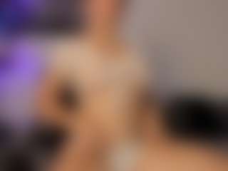 Adri Rogers's Live Sex Cam Show