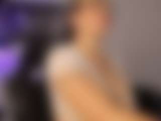 Live cam show with Adri Rogers - Big Tits on numayanayam.club