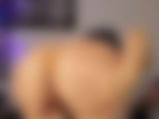 Live cam show with Adri Rogers - Blonde Hair Big Tits on Sweet Sext