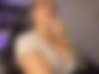 Adri Rogers's Live Sex Cam Show