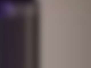 Adri Rogers's Live Sex Cam Show