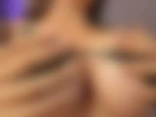 Adri Rogers's Live Sex Cam Show