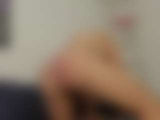 Adri Rogers's Live Sex Cam Show