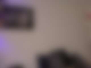 Adri Rogers's Live Sex Cam Show