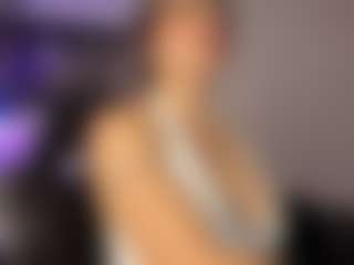Adri Rogers's Live Sex Cam Show