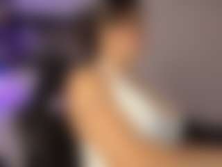 Adri Rogers's Live Sex Cam Show