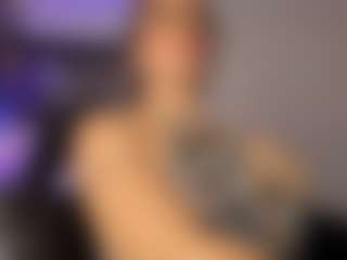 Adri Rogers's Live Sex Cam Show