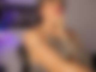Adri Rogers's Live Sex Cam Show