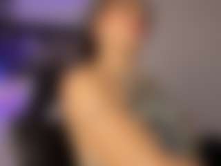Adri Rogers's Live Sex Cam Show